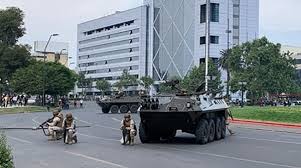En el perú, en los años 80 & 90, durante la época del terrorismo, se aplicó el toque de queda, desde las 12:00 a. Toque De Queda En Santiago De Chile Clacso