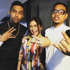 Cassandra sheryl lee‏ @cassandrasleee 3 мар. Prilly Latuconsina Feat Pasto At Itu Aku Dulu By Widad Funtari