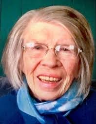 Sandra Ezzo's Instagram, Twitter & Facebook