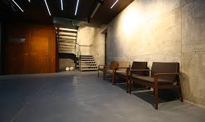 Retrouvez en magasin un choix complet de produits de qualité pour répondre à tous vos chantiers : A Propos De Nous Les Nuances Du Peintre