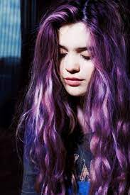 A blog for all purple hair lovers, obviously. Purple Hair Tumblr Girl Google Da Ara On We Heart It