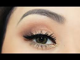 You have a wide range of eyebrow products to choose from, many of which create that perfect arch, fill in gaps or simply keep your. How To Get Thick Eyebrows Fill Them In Naturally The Trend Spotter
