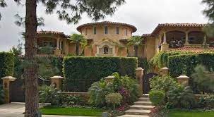 Homes Of The Stars Don T Know Who Just Like The House Hollywood Homes Old Hollywood Homes Hollywood Mansion