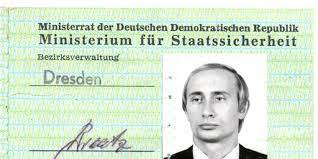 Wladimir putin verhandelt mit emmanuel macron und angela merkel über sputnik v und nawalny. Stasi Ausweis Von Wladimir Putin In Dresden Aufgetaucht