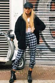 However, appearing on the runway in 2016, men's hairstyles quickly gained in popularity. How To Style Your Hair So That It Matches Your Tomboy Outfits