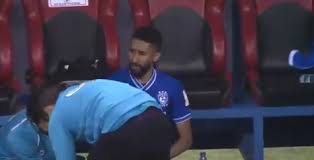 سلمان الفارسي رضي الله عنه. Ø´Ø§Ù‡Ø¯ Ø¯Ù…ÙˆØ¹ Ø³Ù„Ù…Ø§Ù† Ø§Ù„ÙØ±Ø¬ Ø¨Ø¹Ø¯ Ø¥ØµØ§Ø¨ØªÙ‡ Ø§Ù„Ù‚ÙˆÙŠØ© ØµØ­ÙŠÙØ© Ø§Ù„Ù…ÙˆØ§Ø·Ù† Ø§Ù„Ø¥Ù„ÙƒØªØ±ÙˆÙ†ÙŠØ©