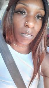 Where are some places to go and catch a vibe in Atlanta?