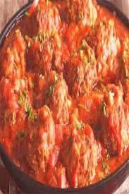 Boulettes De Viande A La Sauce Tomate Voici La Recette Des Boulettes De Viande A La Sauce T Healthy Chicken Recipes Easy Chicken Recipes Healthy Supper Recipes