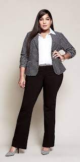 The Most Important Thing For A Woman Is To Know What Kinds Of Outfits Look Good On Her Body And Which Curvy Work Outfit Modest Work Outfits Work Outfits Women