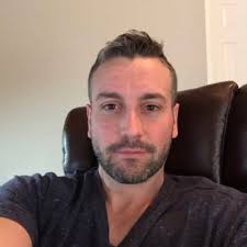 Brad Folsom's Instagram, Twitter & Facebook