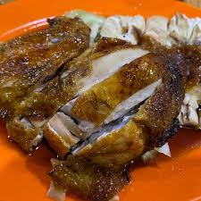 Dan pindang bandeng, kuah ikan yang dihidangkan ketika meraikan tahun baru. Nasi Ayam Baba Halal Restaurant In Batu Berendam