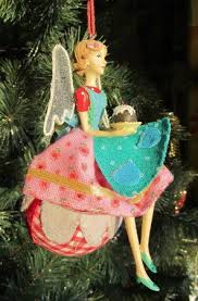 1 X Gisela Graham Angel Cakes Christmas Tree Decoration Amazon Co Uk Kitchen Home Christmas Tree Decorations Christmas Love Tree Decorations