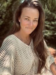 General 3 — Earth Women