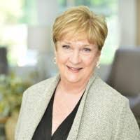 Merle Land's Instagram, Twitter & Facebook