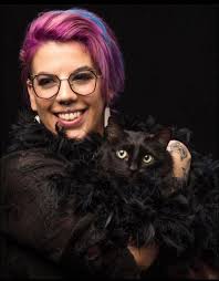 🎉 Look who just turned 20 today ? 🎉 So yeah, basically, happy birthday to  my cat, Titane, because she deserve to be spoiled with so much love,  frangipanes and lobster (she