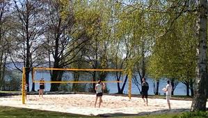Jun 13, 2021 · neuer glanz für das volleyballfeld in ramsdorf spieler haben am wochenende mit angepackt. Beach Volleyball Feld