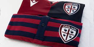 De haan hint op versterking: Abbigliamento Cagliari Calcio In Saldo News Soccertime