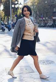 After all, ladies donning a short hairdo forgo the opportunity to braid their hair or wear it in a believe it or not, there are still a ton of options when it comes to styling short hair. 30 Cute Outfits That Go With Short Hair Dressing Style Ideas