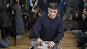 Unsere tippempfehlung sind wetten auf > 2.5 zu quote 3.50. Prognosen Zur Ukraine Wahl Politik Neuling Selenski Liegt Vorn Zdfheute