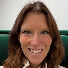 Alcohol Made Me Do It: Why People Act Out of Character When They Drink and  How to Stop: Turk, Amy: 9798374316568: Amazon.com: Books