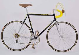 Colnago Esamessico Mit Campa Jubilaumsgruppe Von 1983 By Zen Bike Colnago Vintage Bicycles Bike