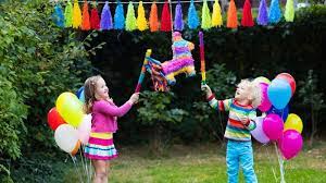 Vous pouvez aussi inventer la vôtre ! Regle Du Jeu De La Pinata Pour Les Fetes D Anniversaire