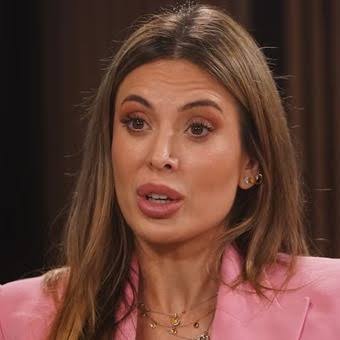 🗣️Jesica Cirio reapareció públicamente este jueves en Intrusos luego de  que se conociera su nueva relación con Nicolás Trombino y la noticia de su  embarazo. En la entrevista, la conductora habló de