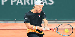 With over 10 years experience he's covered businesses, ceos, and investments. A Roland Garros L Argentin Schwartzman Se Hisse Enfin Parmi Les Grands