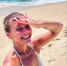 Hi everyone I'm from England and was wondering if there's any Brits living  here in PV?