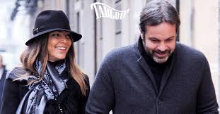 Continuano anche dopo ferragosto le vacanze per cecilia capriotti, una delle showgirl italiane più paparazzate e attive sui social network. Gaffe Di Cecilia Capriotti Finisce Online Il Numero Del Fidanzato Tabloit