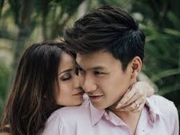9 Potret Romantis Stella Cornelia dan Fendy Chow