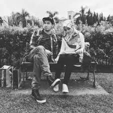 Ungku ismail aziz menceburi bidang lakonan dan pengarahan sejak melibatkan diri dalam industri seni bermula 2006. Biodata Ungku Ismail Aziz Artis Dari Johor Bahru Azhan Co