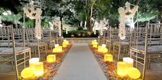 Las Vegas Hotel Wedding Venues Aria Resort And Casino Las Vegas Hotel Wedding Venues Vegas Wedding Venue Smallest Wedding Venue