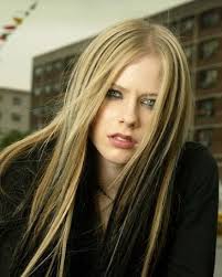 I Think That S Her Best Hair Look Avril Lavigne Style Avril Lavigne Avril Levigne