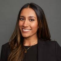 Riya Bindra's Instagram, Twitter & Facebook