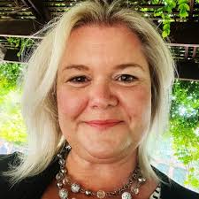 Emery & Webb Insurance offers a warm welcome to John Midwood who joins us  as our new Personal Lines Sales Manager.