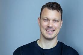 As Wildfires Rage, These Under 30s Turned Their Businesses Into Lifelines