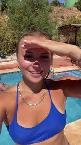 Anna Forman's Instagram, Twitter & Facebook