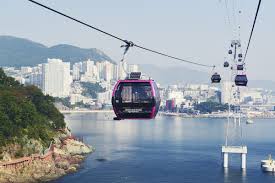 Di tempat wisata belanja ini pertunjukan sulap dan gitar dilaksanakan dua. 25 Tempat Wisata Terkenal Di Busan Korea Selatan 2021 Wisata Muda