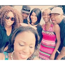 Robin Durant's Instagram, Twitter & Facebook