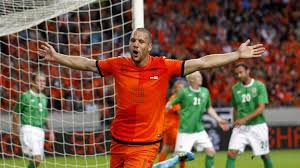 Vlaar is a regular at centre back for the netherlands national team and has played for and captained both feyenoord. Concrete Ron Vlaar Captain