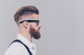 Pump up the volume on your locks with the 11 best mens' hairstyles for fine hair, according to experts, as well as the key hair products and styling tips. Best Haircuts For Men With Thinning Hair 2018 Viviscal Healthy Hair Tips