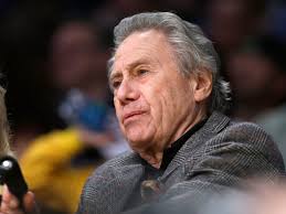 Những tỷ phú giàu nhất thế giới vẫn không khoe khoang, sống kín tiếng