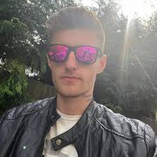 Nathan Fryer (@spriggsy33)