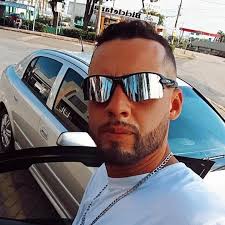 Alexandre Douglas's Instagram, Twitter & Facebook