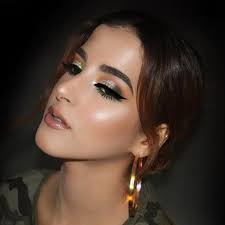 Thank you so much guys! 7 Fakta Tasya Farasya Dokter Gigi Cantik Bercita Cita Jadi Mua Fashion Beauty Liputan6 Com