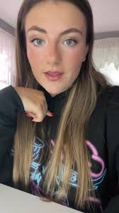 Florida Girl Vibes: Summer Fun and Blue Eyes