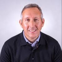 Sandra Leary's Instagram, Twitter & Facebook