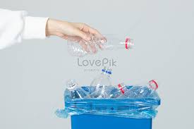 Proses kitar semula plastik untuk dijadikan bahan baru yang lebih baik mestilah dilakukan dengan langkah pengasingan plastik mengikut jenis terlebih dahulu. Botol Plastik Kitar Semula Perlindungan Alam Sekitar Gambar Unduh Gratis Imej 501584693 Format Jpg My Lovepik Com