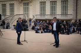 We know that michael is married at this point. Junts Le Gana El Pulso A Aragones En El Pacto De Gobierno
